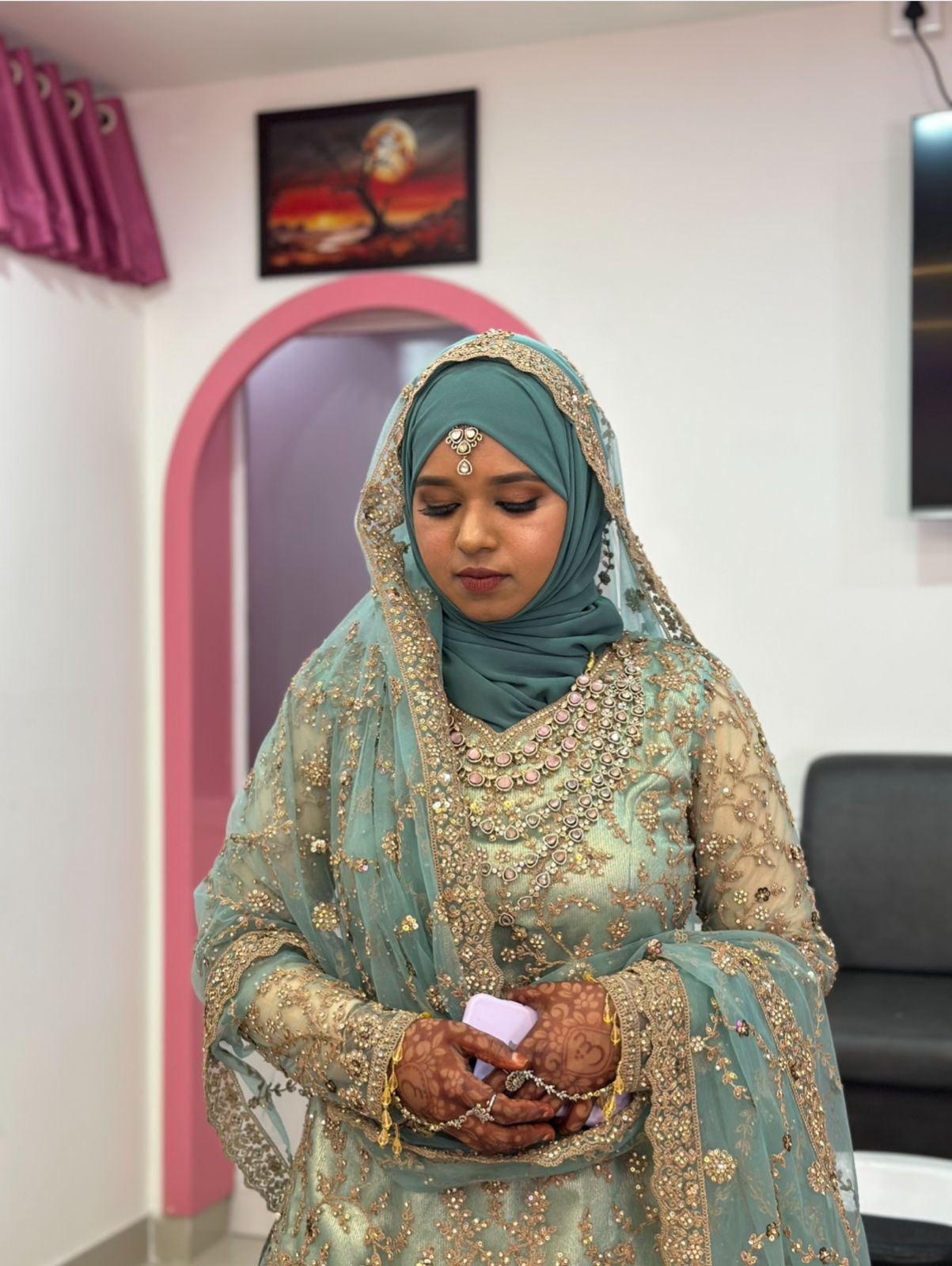 Red Rose Makeover Studio