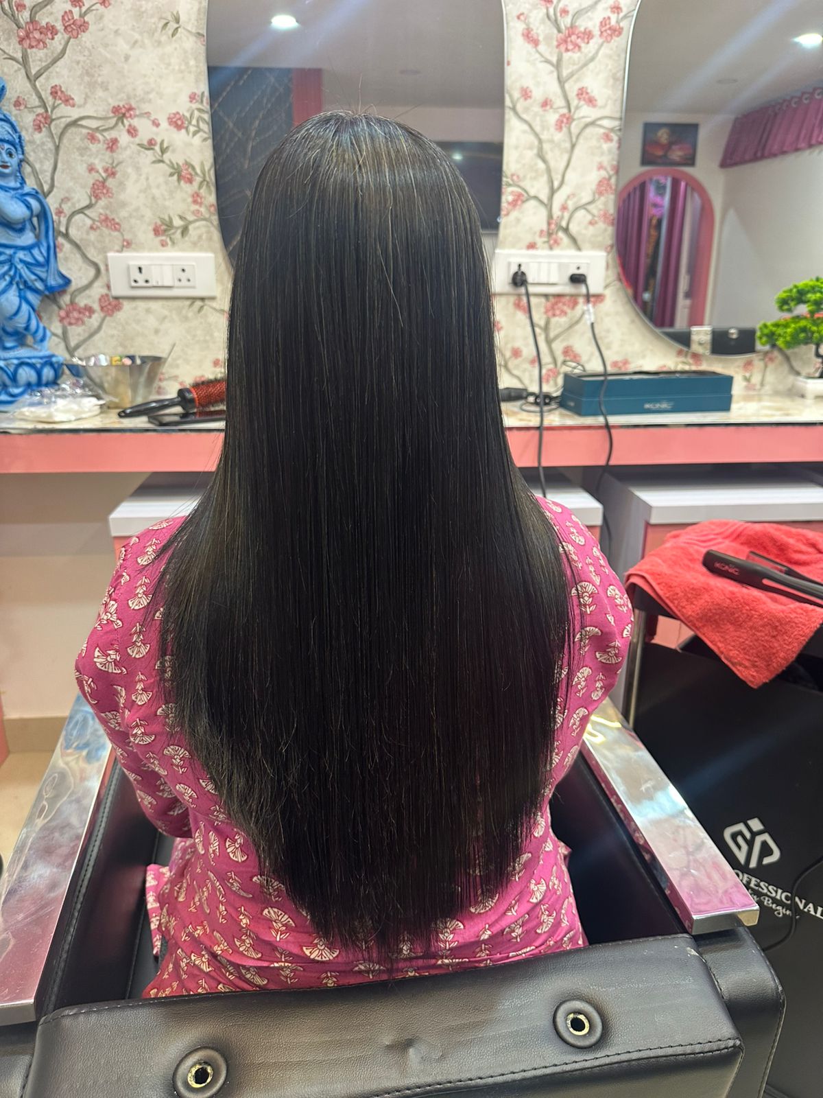 Red Rose Makeover Studio