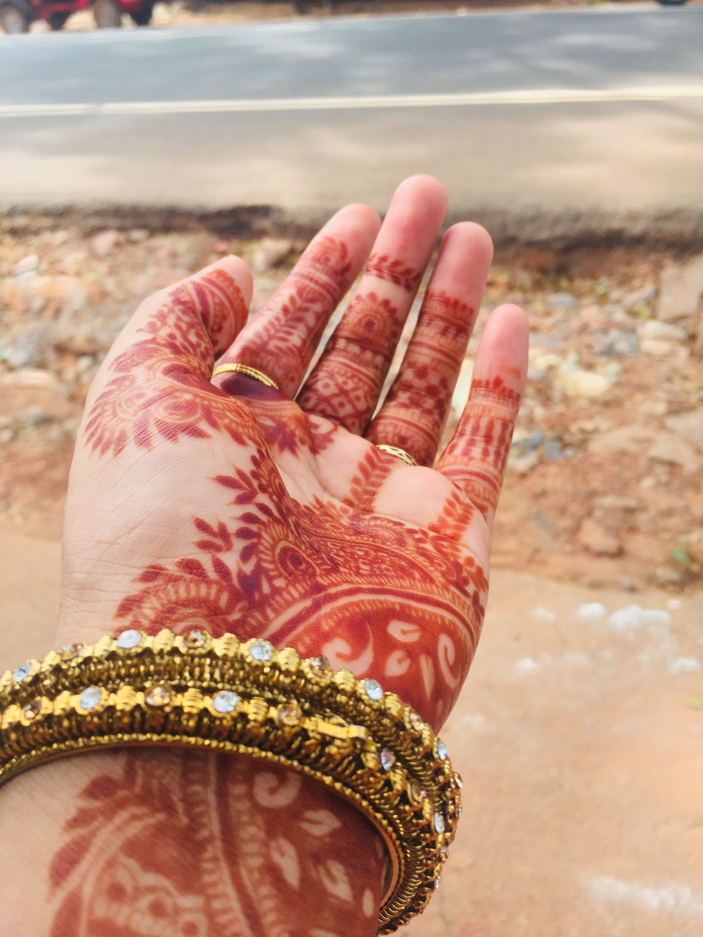 Red Rose Makeover Studio